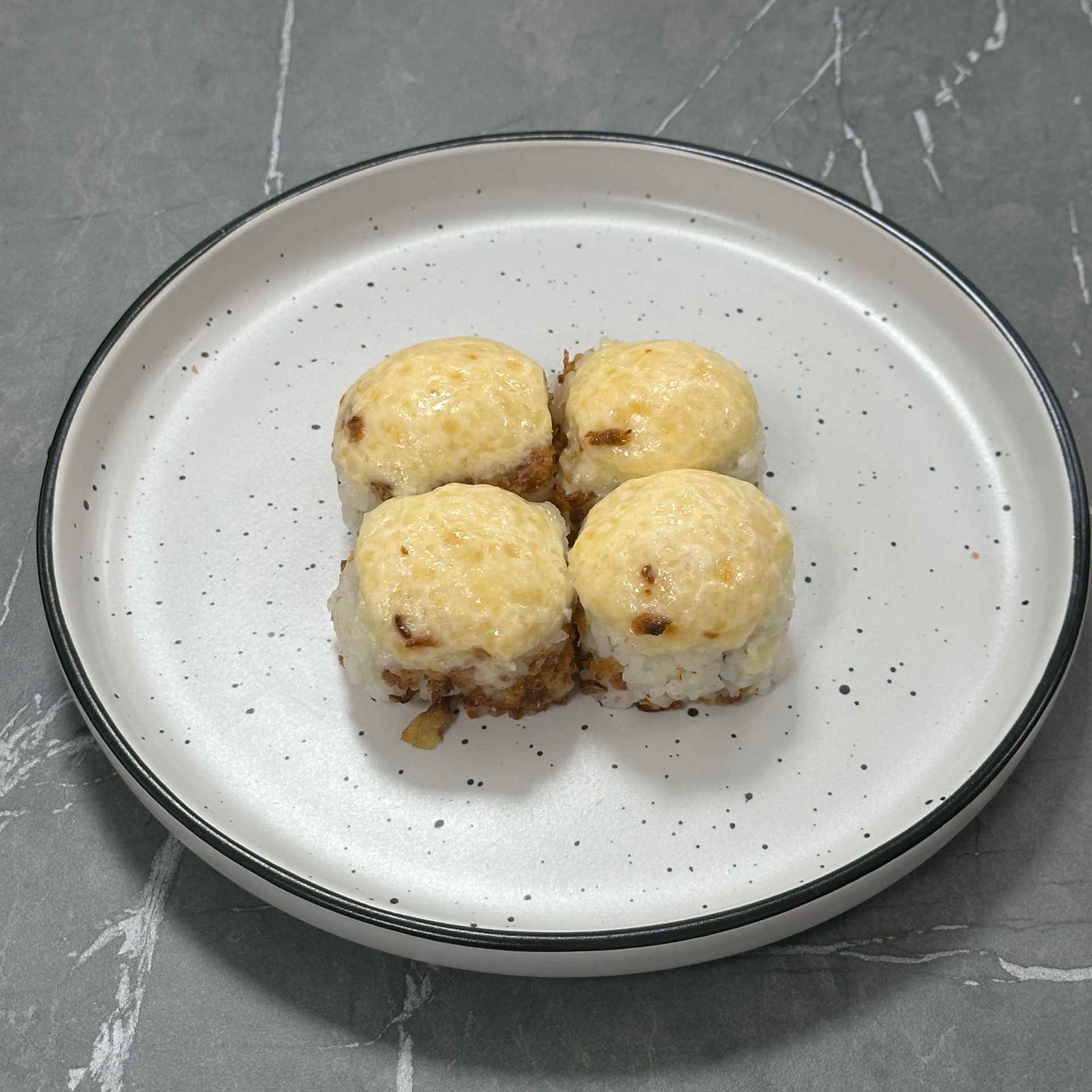 Фото Грейс Хот 1/2